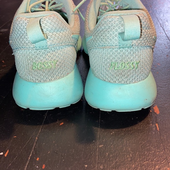 Custom Nike ID Roshe Run - minty green - Picture 2 of 5